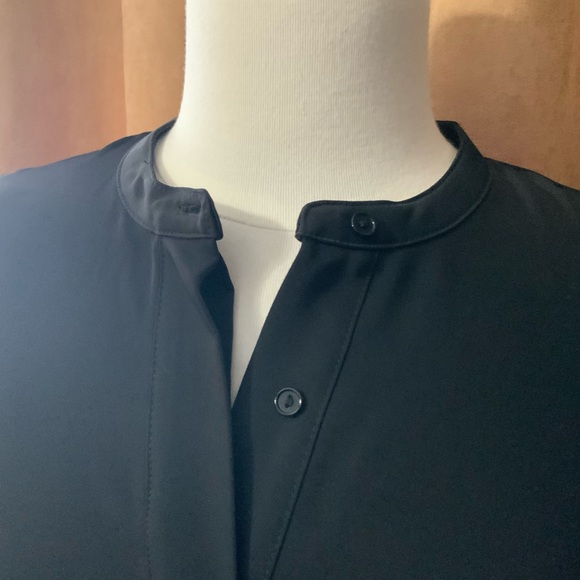 Ladies Dress - Picture 2 of 4